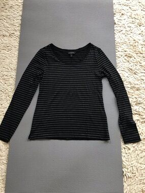 Black Long-Sleeve Striped Scoop Neck Women's Top